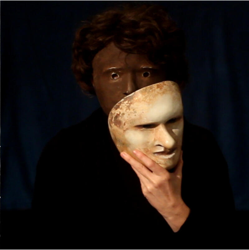 Exposition : Nous les masques